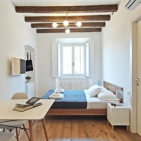 Milano Navigli Apartment - Via Vigevano Εξωτερικό φωτογραφία
