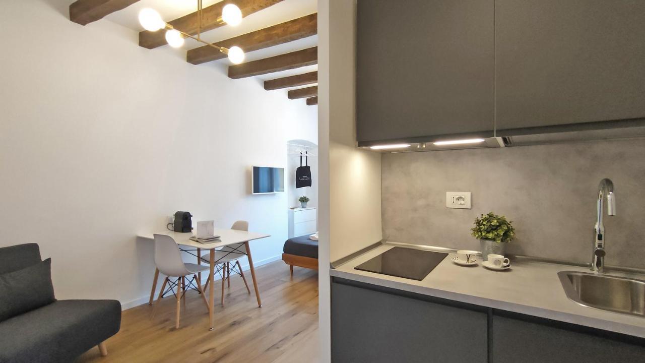 Milano Navigli Apartment - Via Vigevano Εξωτερικό φωτογραφία