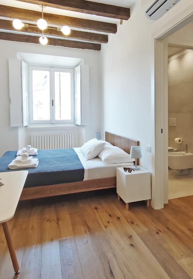 Milano Navigli Apartment - Via Vigevano Εξωτερικό φωτογραφία