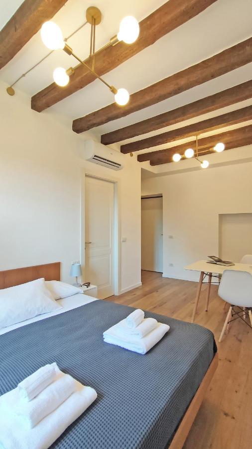 Milano Navigli Apartment - Via Vigevano Εξωτερικό φωτογραφία