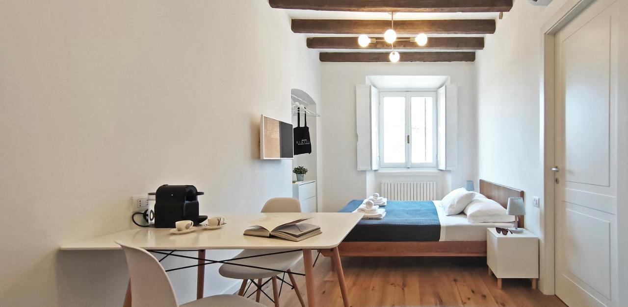Milano Navigli Apartment - Via Vigevano Εξωτερικό φωτογραφία
